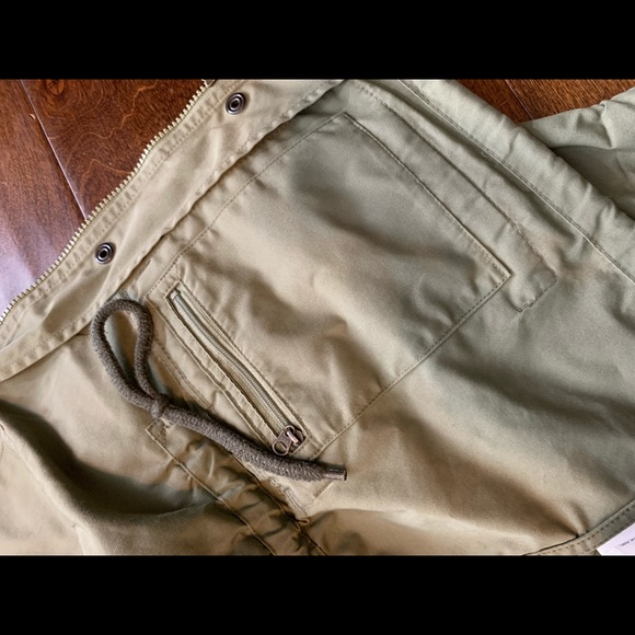 Fjallraven Women’s Raven Original field jacket in Green Size S - Picture 8 of 15